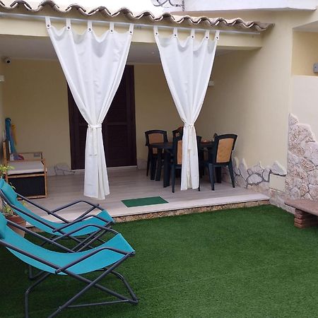 Casa Perla Rei - 50 Meters From The Beach Costa Rei Exterior foto